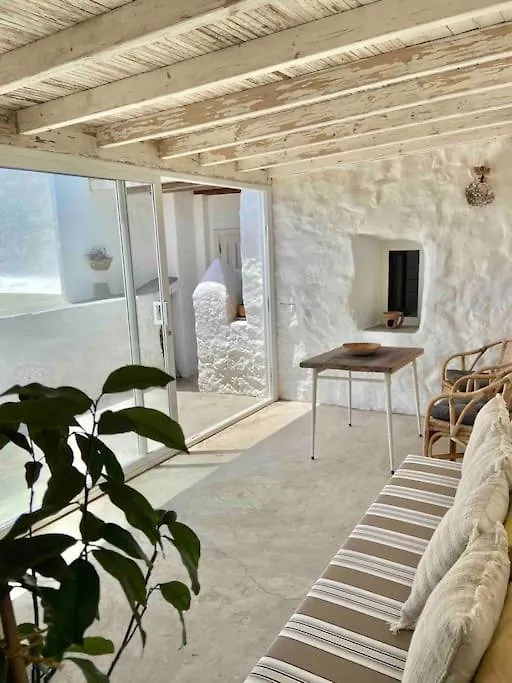 Casa Kira, Mácher España